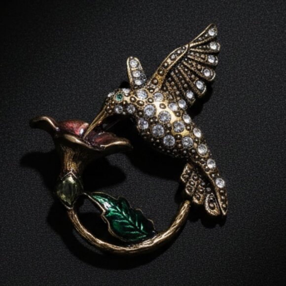 1928 Gold and Green Hummingbird Brooch - Picture 1 of 6